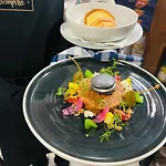 Sempre Etterem Es Panzio Секешфехервар