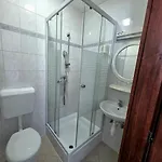 Sempre Etterem Es Panzio 3* Секешфехервар