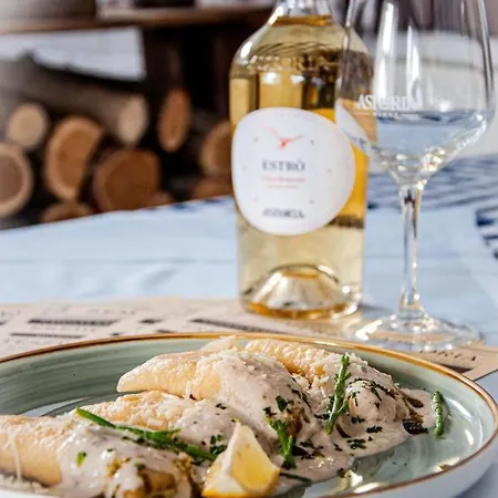 Sempre Etterem Es Panzio فندق مبيت وإفطار