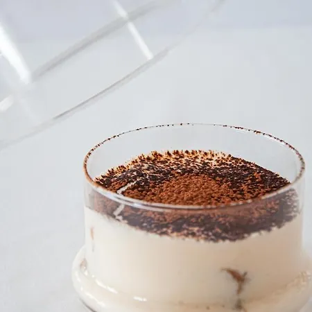 فندق مبيت وإفطار Sempre Etterem Es Panzio Székesfehérvár