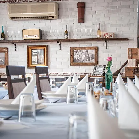 Sempre Etterem Es Panzio 3*