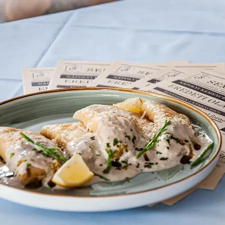 Sempre Etterem Es Panzio Bed and Breakfast