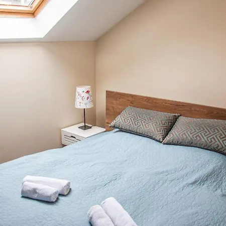 Sempre Etterem Es Panzio 3* Székesfehérvár