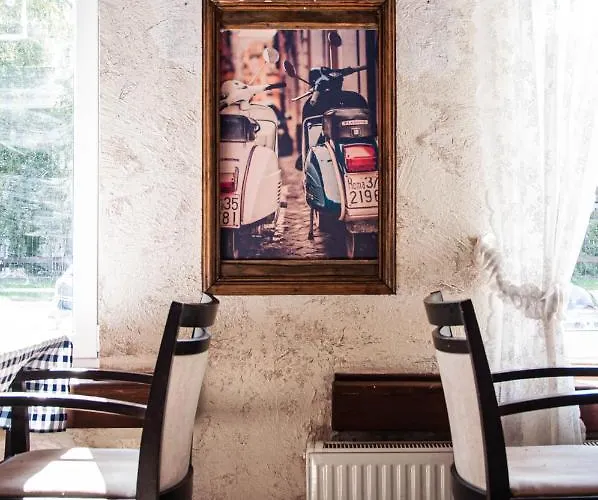 Sempre Etterem Es Panzio 3* Szekesfehervar