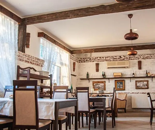 Bed & Breakfast Sempre Etterem Es Panzio