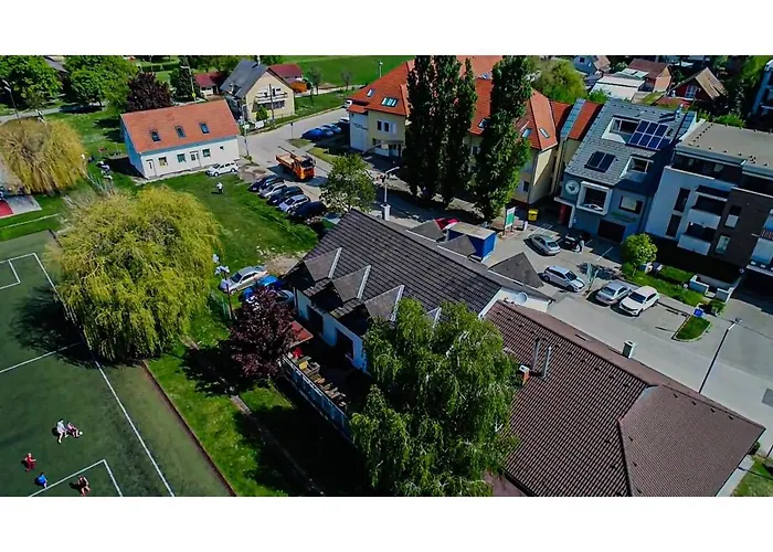 Frühstückspension Sempre Etterem Es Panzio